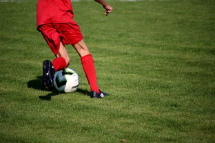 爱游戏综合娱乐-国足快攻下球员站位结构演变,国足最快进球